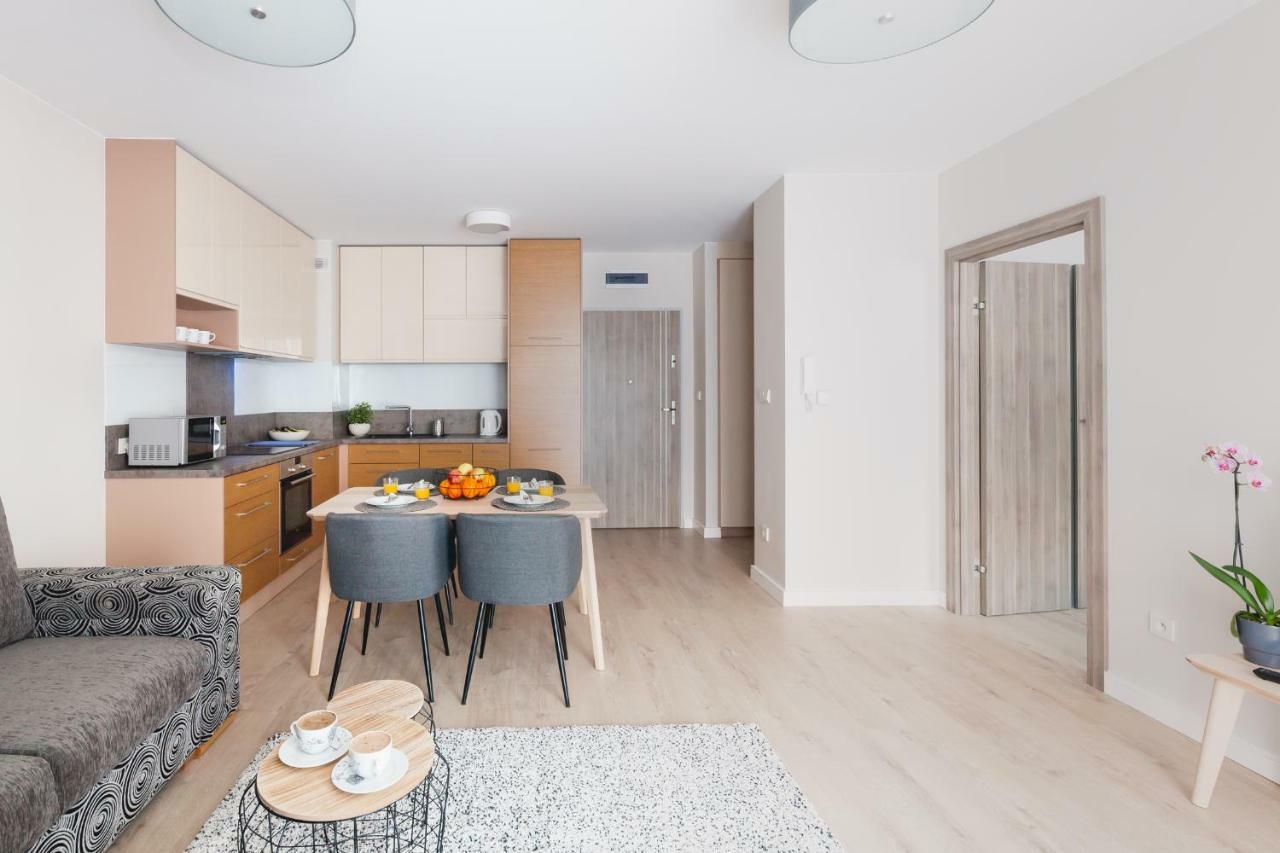 Raval Apartments - Pure Silver เรวัล ภายนอก รูปภาพ